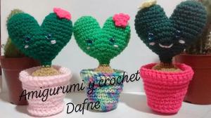 Cactus en forma de corazón Amigurumi