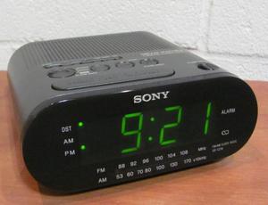 Radio Reloj Despertador Sony Icfc218