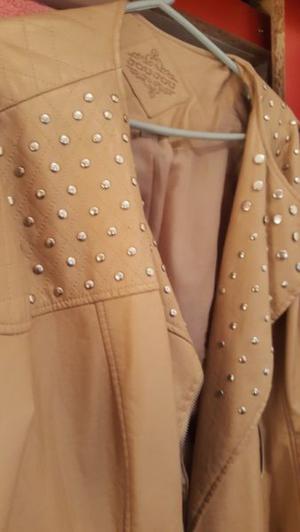 Campera beige talle 4