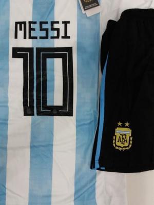 Conjunto de niños Adidas Messi de la selección Argentina