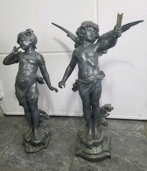 Dos Estatuas petit de Auguste Moreau