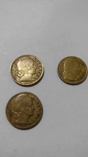 Tres monedas antiguas