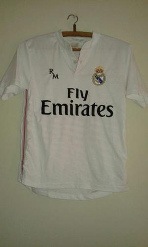 Camiseta Real Madrid ORIGINAL. Talle 10. Ronaldo.