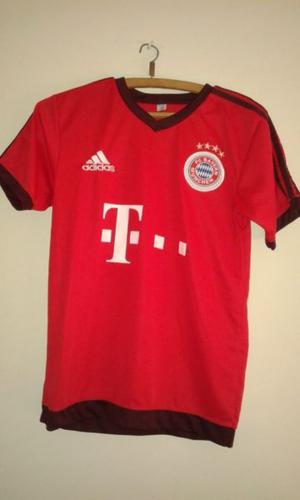 Equipo Camiseta y pantalón Bayern Munchen Talle 10
