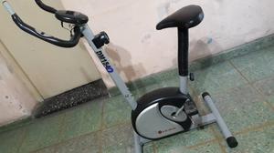 Bicicleta fija MAGNETICA KEIRIN DM, regulador de fuerza,