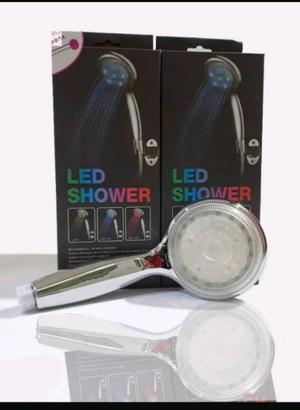 Duchador luz led sin pilas, cambia de color, flor ducha