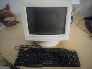 Monitor Samsung Syncmaster 551v