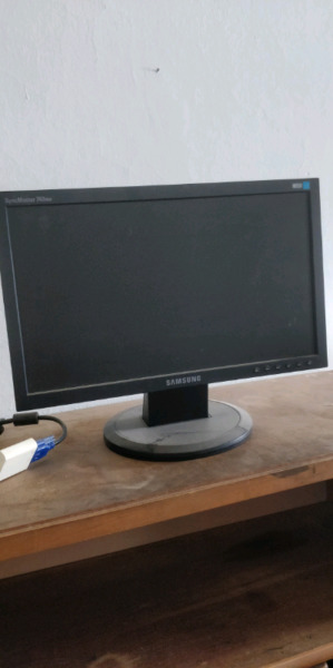 Monitor Syncmaster 740nw
