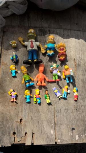 lote de muñecos de los Simpson