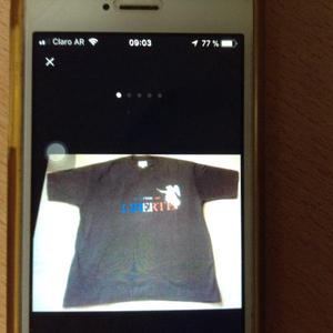 Remera negra Benetton