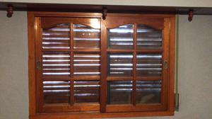 Ventana de cedro de 1,50 A x 1.00 AL C/persiana