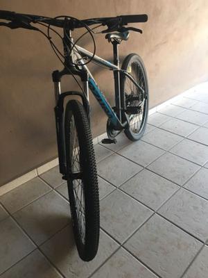 Bicicleta Venzo PRÁCTICAMENTE SIN USO