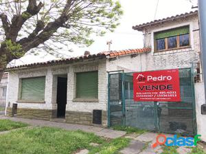 Casa en barrio El Progreso A RECICLAR en VENTA!