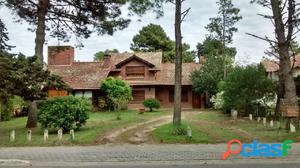 Chalet en Pinamar- 5 Amb.