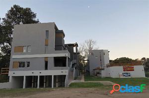 Departamento en venta en Pinamar-3 ambientes a