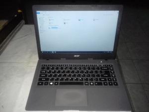 Notebook Cloudbook Acer Impecable