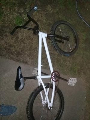 Vendo o permuto BMX