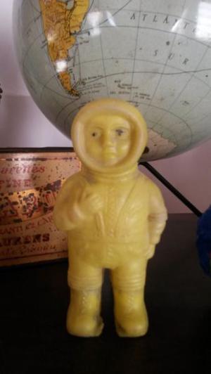 juguete antiguo astronauta plastico soplado pimpinela retro