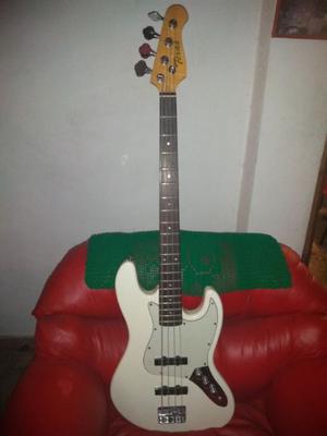 BAJO JAZZ BASS TEXAS EXELENTE PERMUTAS