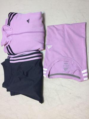 Conjunto Adidas talle M, campera, pantalón y remera, buen