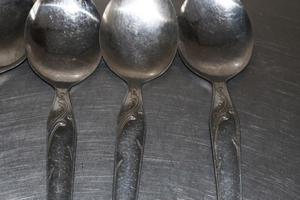 Cucharas de sopa de acero