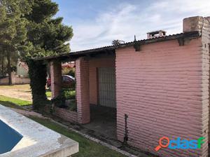 De León vende casa en el mejor sector de barrio Patagonia