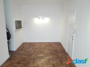 Departamento 2 amb. reciclado Plaza Colon