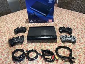 PS3 con 500 gb y tres joystycks, impecable