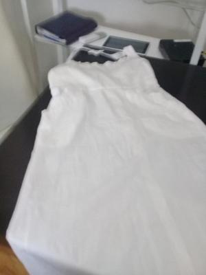 VESTIDO SOLERO TALLE 38 CON DETALLES DE BORDADO, JUVENIL