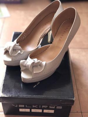 VENDO ZAPATOS $500