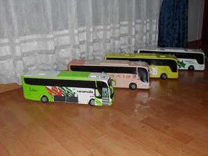 COLECTIVO MAQUETA bus 35cm