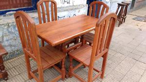 Juego comedor de algarrobo