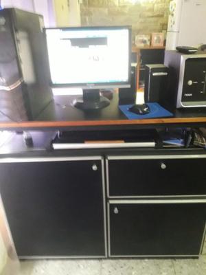 Mesa de escritorio o para pc,estructura de hierro combinado