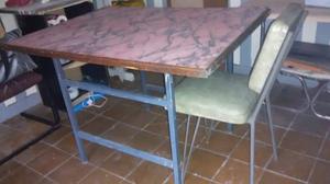 Mesa de trabajo, silla opcional - Tel.  o 