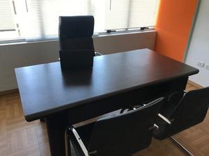 Mesa escritorio categoría color wengue con sillón