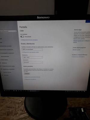 Monitor Lenovo 19 ThinkVision  x  cuadrado en