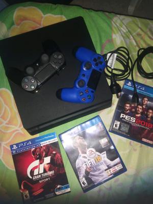 Ps 4 1tb tres meses tiene poco uso ests muy nueva  su