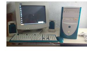 Vendo Pc CPU, monitor, teclado, mouse, parlantes Pentium III