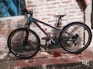 Bicicleta Raleigh rodado 29..... color gris y rojo. 27