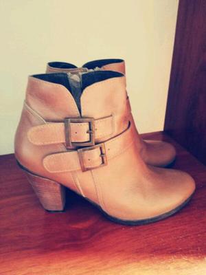 Vendo Botas RH positivo