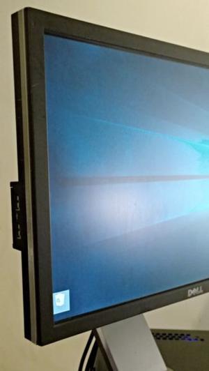 Monitor Dell Ultrasharp Widescreen 17