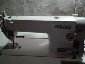 Máquina de coser recta y overlock