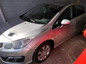 Peugeot 408 Allure 1.6 HDI diesel con Navegador 2016 con