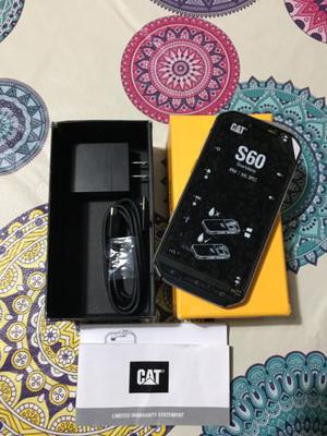 Smartphone Cat S60