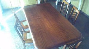 2.- Juego de mesa Importante de madera con 6 sillas