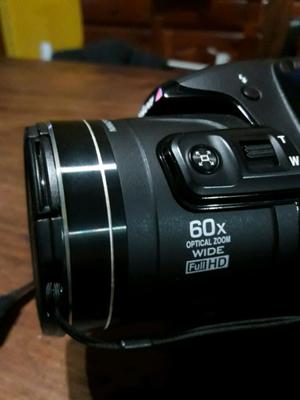 Camara Nikon Coolpix P610 Zoom optico de 60x Excelente