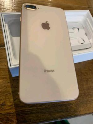 IPhone 8 plus 64 gb gold