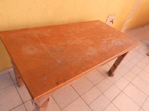 VENDO MESA DE GUATAMBU