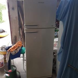 HELADERA PATRICK CON FREEZER