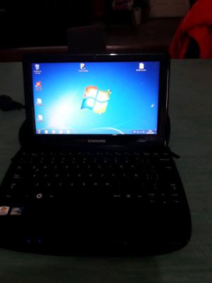 Netbook samsumg con accesorios